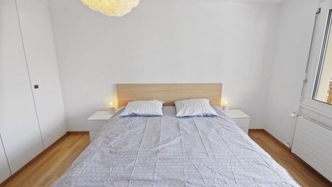 Photo of Bedroom in Noes