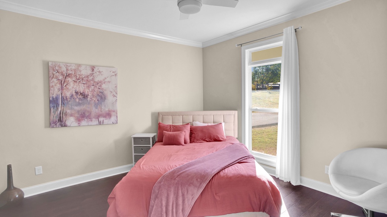 Photo of Bedroom in Antioch
