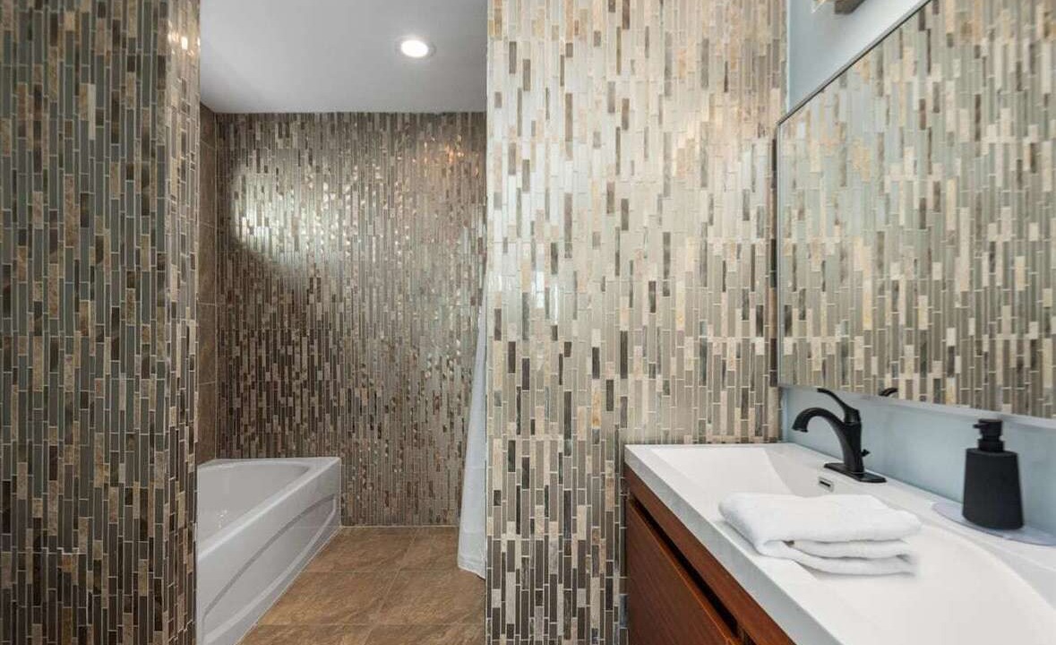 Photo of Bathroom in Galveston
