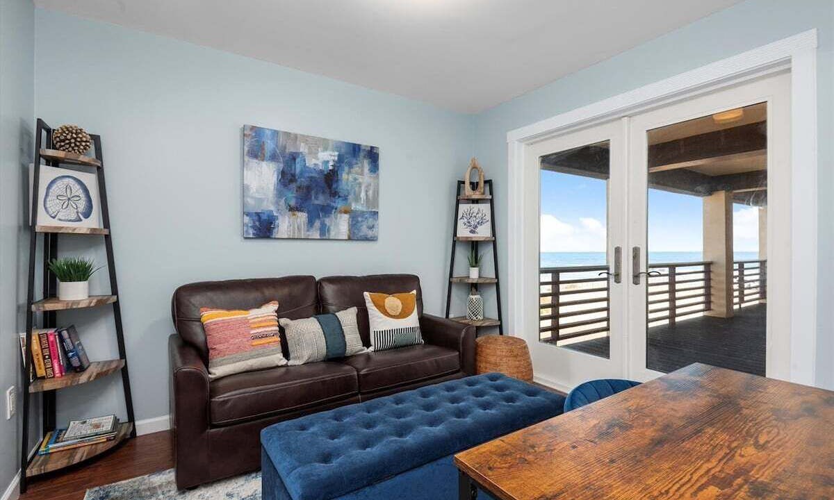 Photo of Livingroom in Galveston