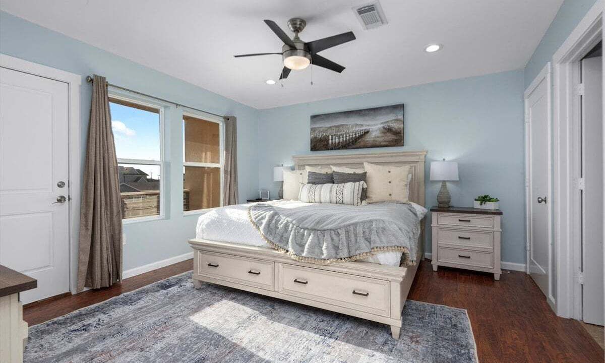 Photo of Bedroom in Galveston