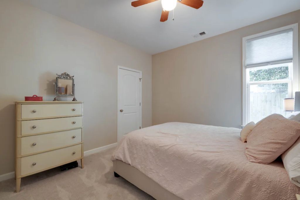 Photo of Bedroom in Midtown