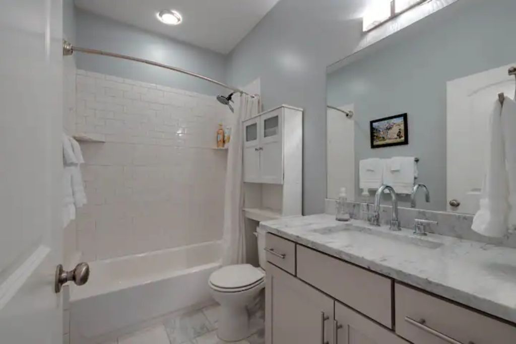 Photo of Bathroom in Midtown