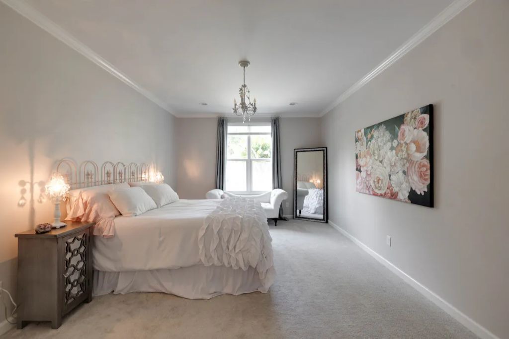 Photo of Bedroom in Midtown
