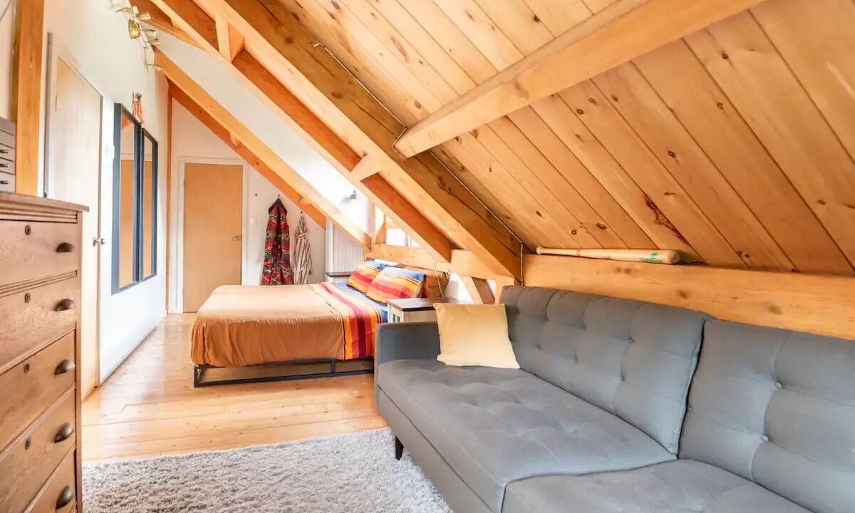 Photo of Bedroom in Roscoe