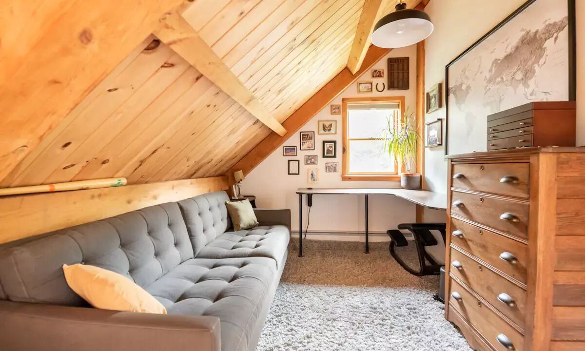 Photo of Livingroom in Roscoe