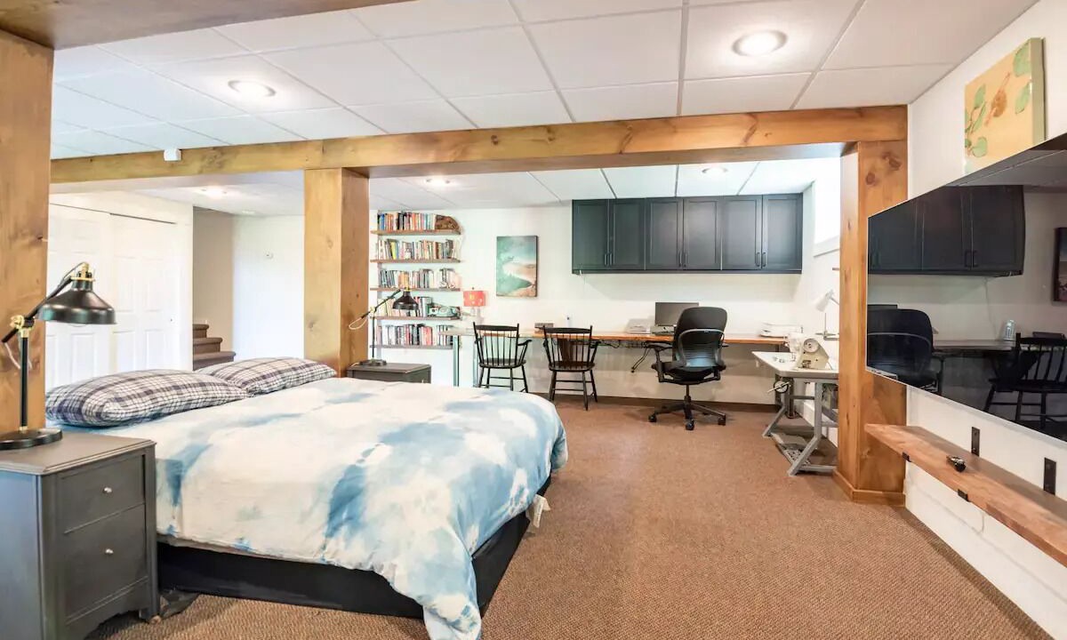 Photo of Bedroom in Roscoe