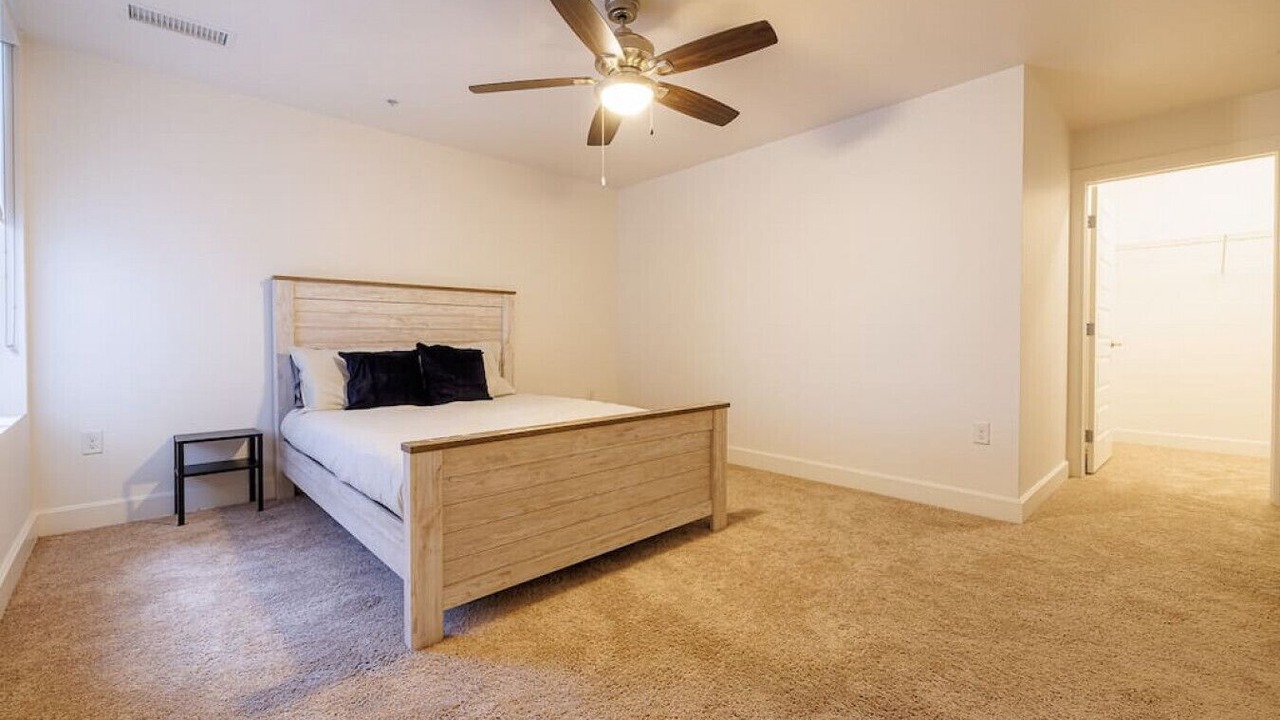 Photo of Bedroom in Ballpark