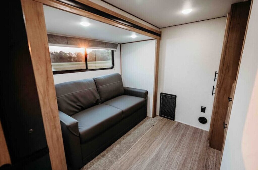 Photo of Livingroom in Willow Spring
