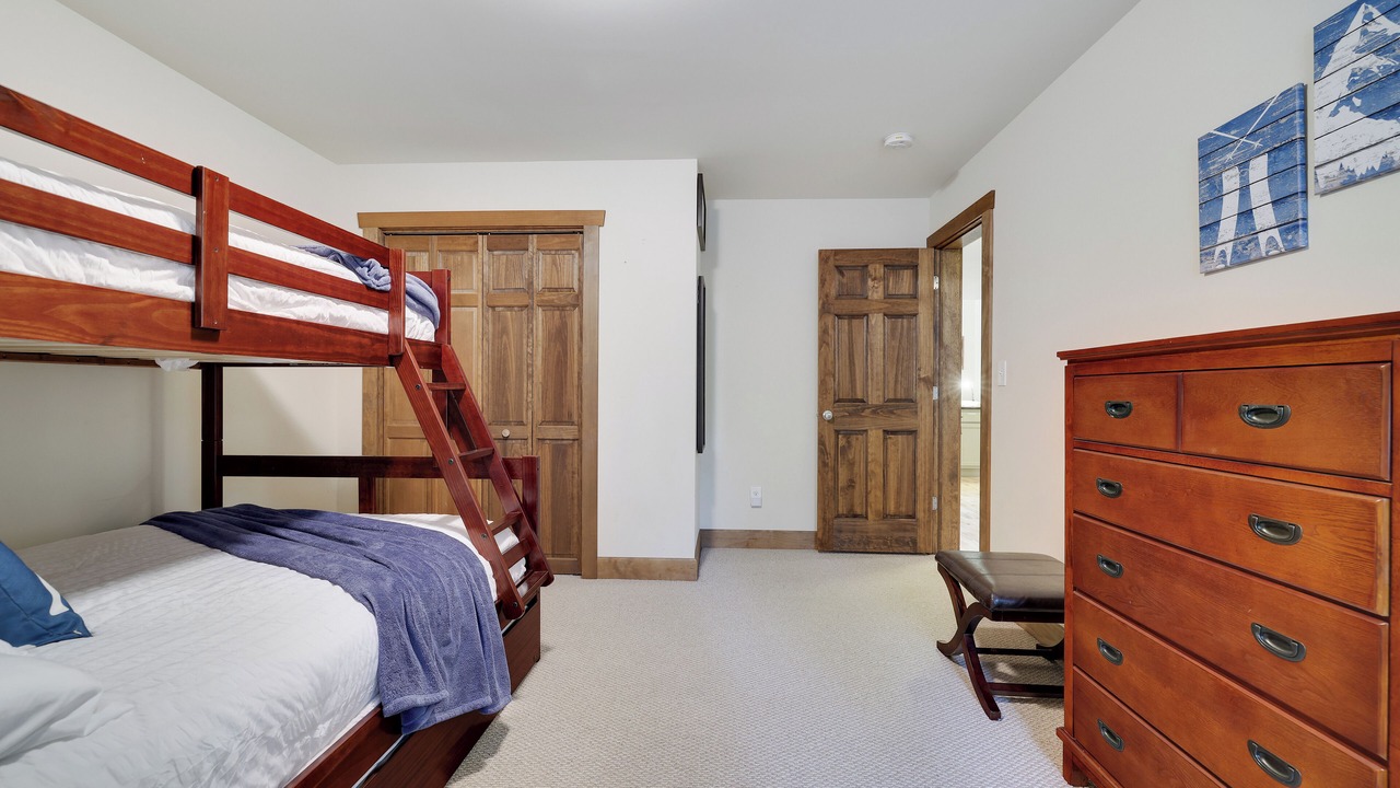 Photo of Bedroom in Lackawaxen