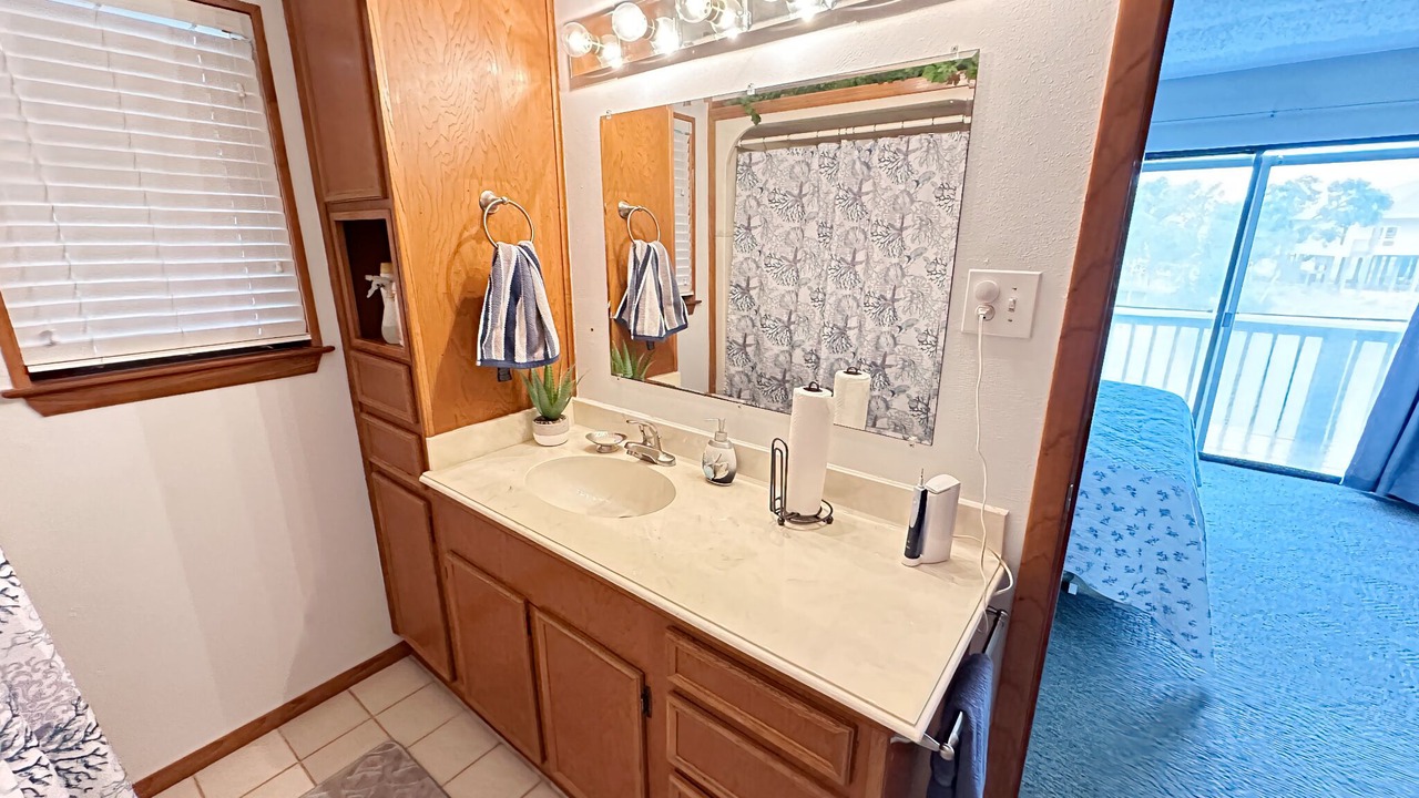 Photo of Bathroom in Cedar Lane