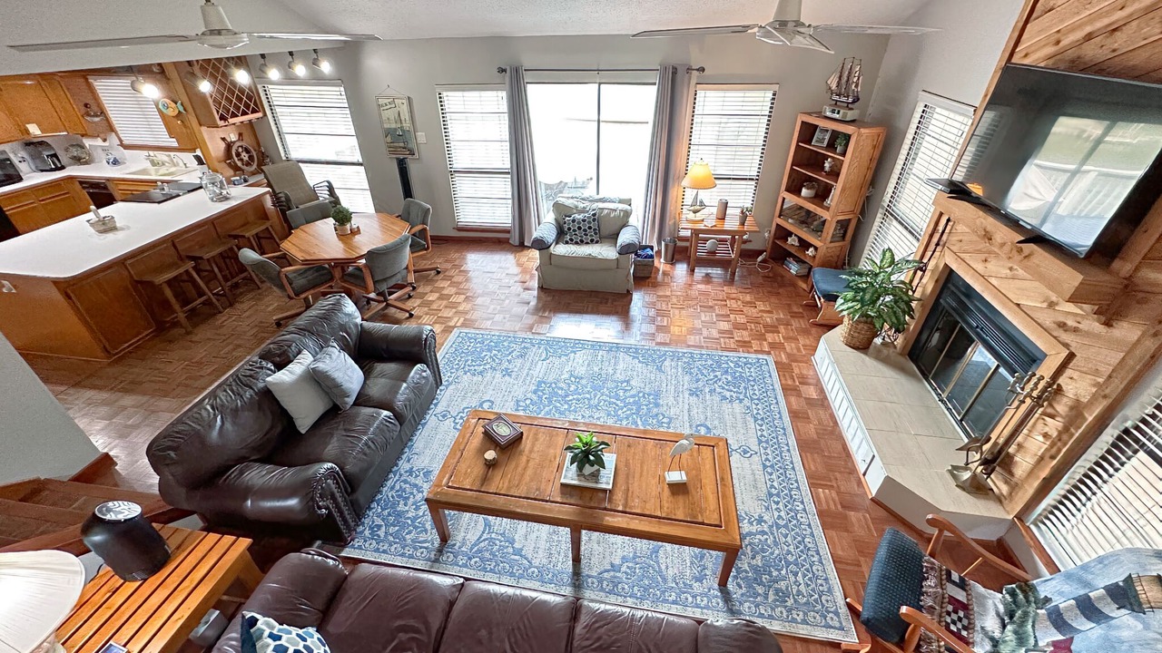 Photo of Livingroom in Cedar Lane