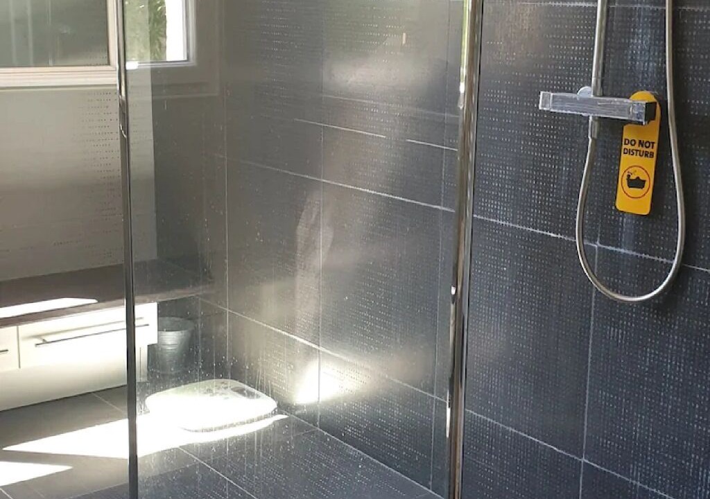 Photo of Bathroom in Marseillan