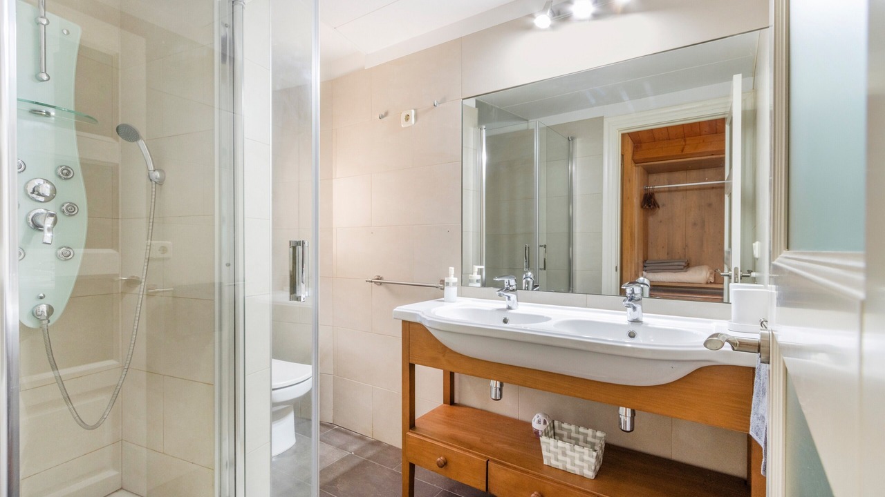Photo of Bathroom in Oden