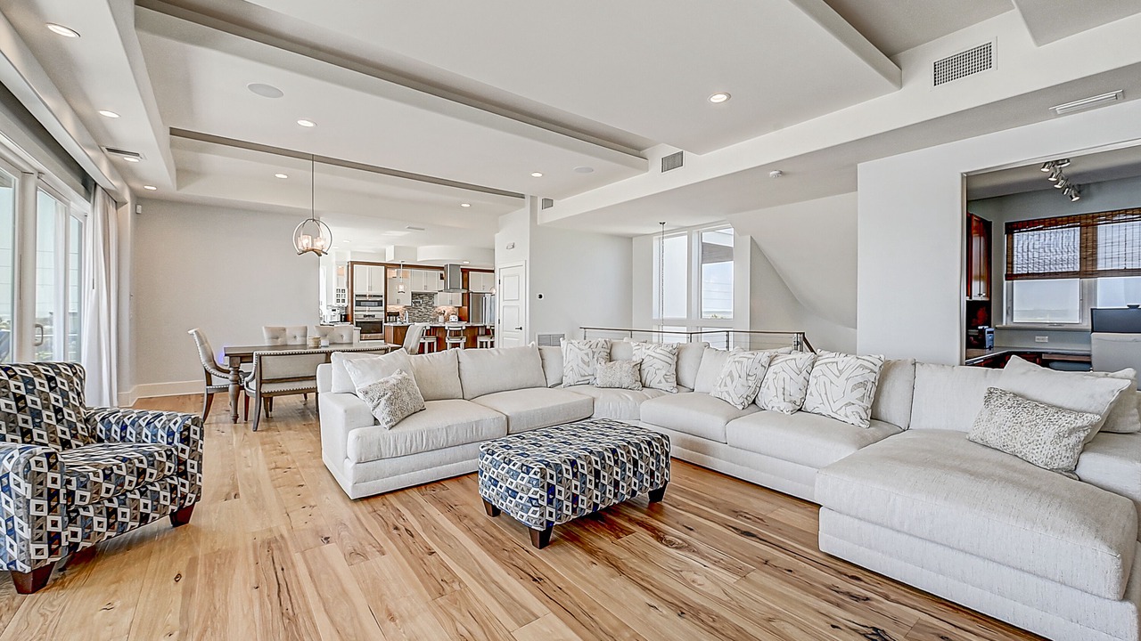 Photo of Livingroom in Crescent Beach