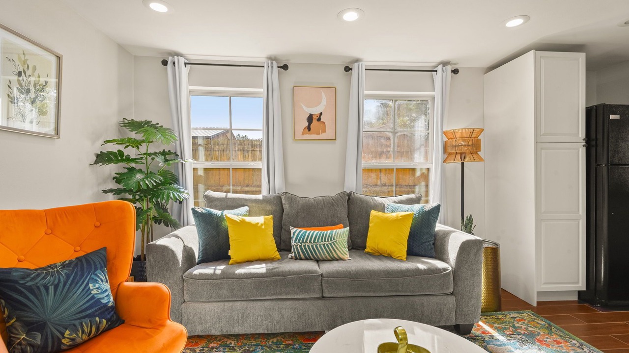 Photo of Bedroom in Mid City South