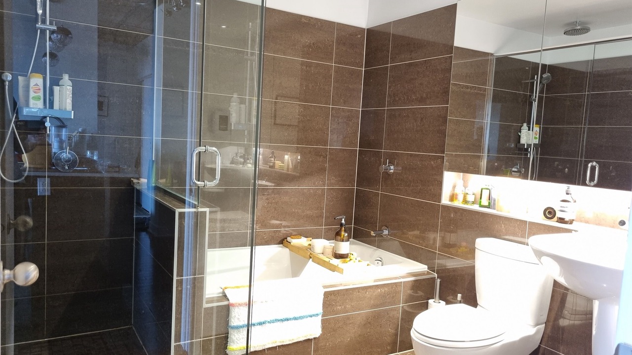 Photo of Bathroom in Saint Henri