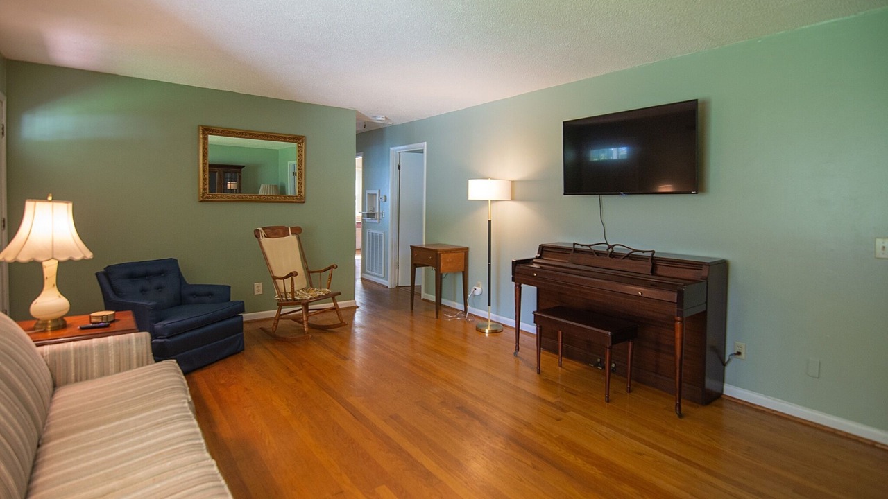 Photo of Livingroom in Guild