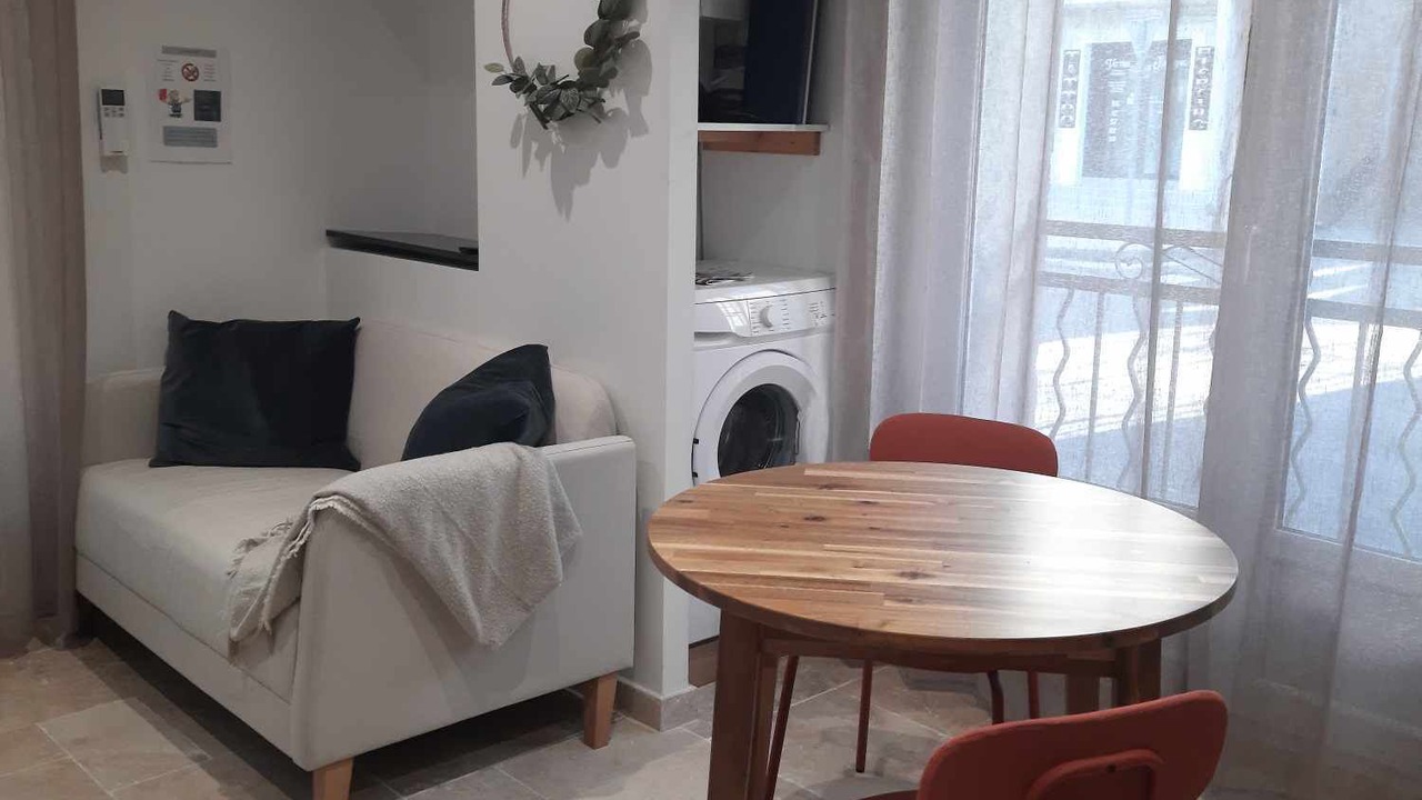 Photo of Others in Tulette