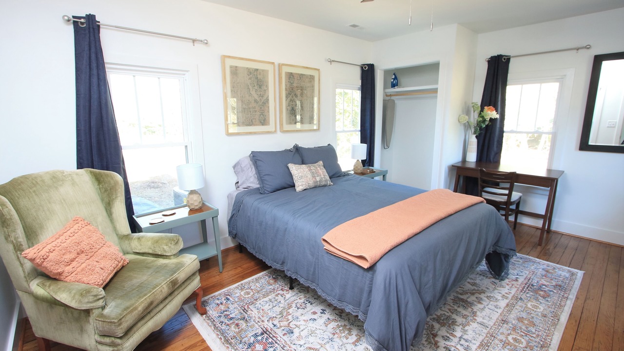 Photo of Bedroom in Cape Fear