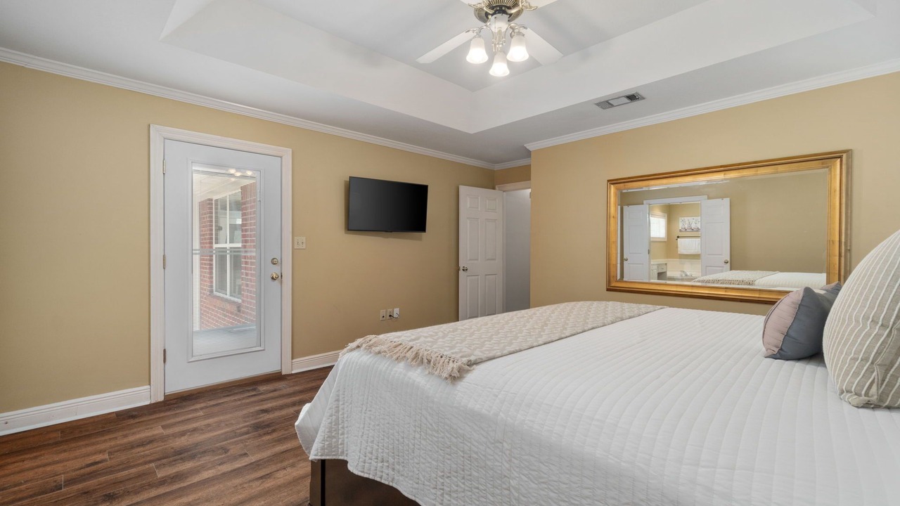 Photo of Bedroom in Hattiesburg