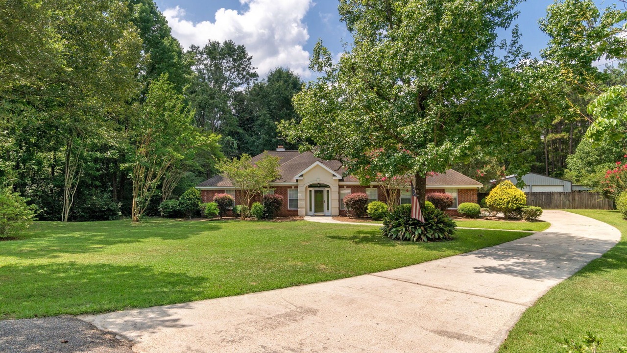 Photo of Outdoor in Hattiesburg