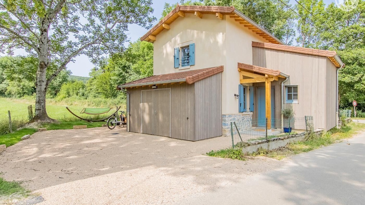 Photo of Outdoor in Berze-le-Chatel