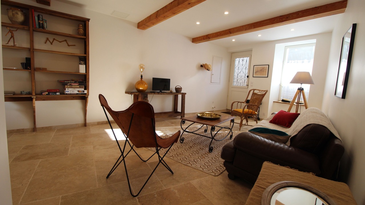 Photo of Livingroom in Fabrezan