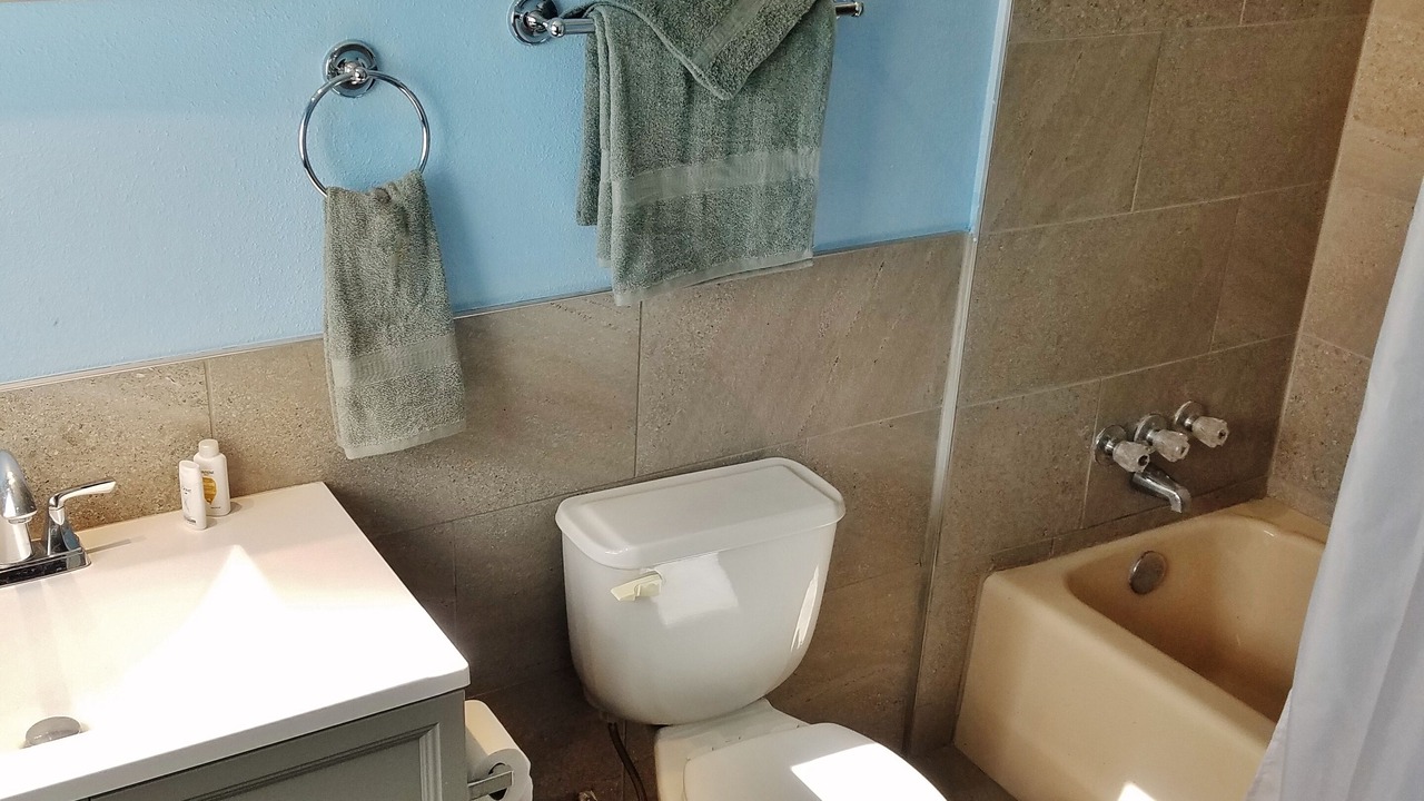 Photo of Bathroom in Truth or Consequences