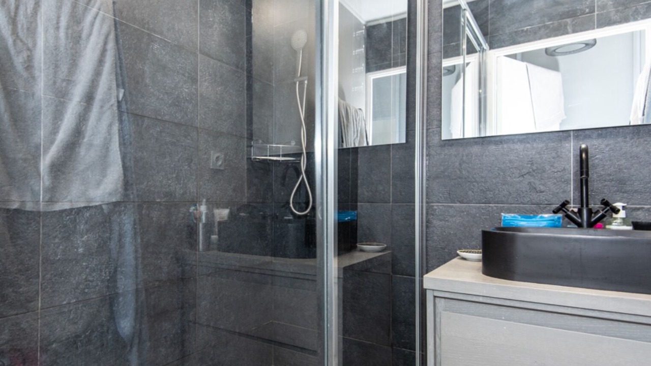 Photo of Bathroom in Silly-Gallieni