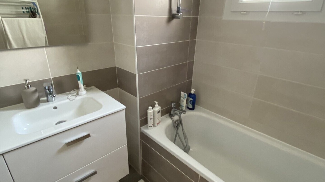 Photo of Bathroom in Briscous