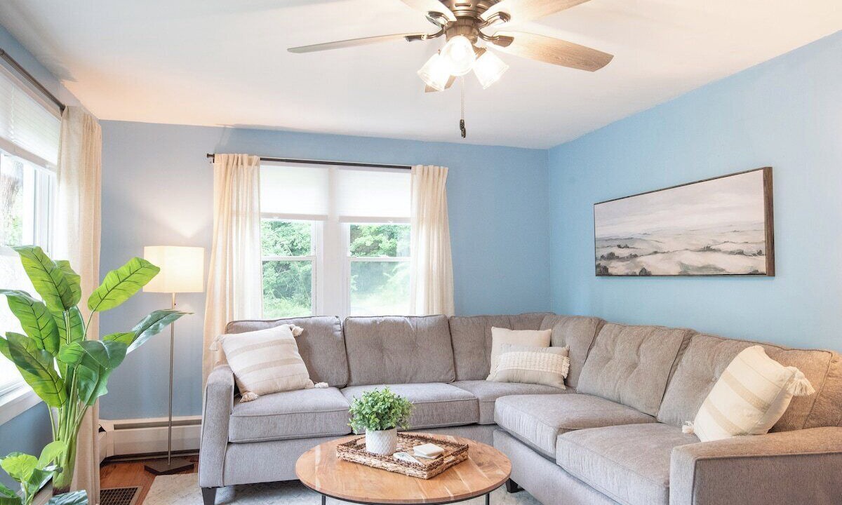Photo of Livingroom in Mattawana