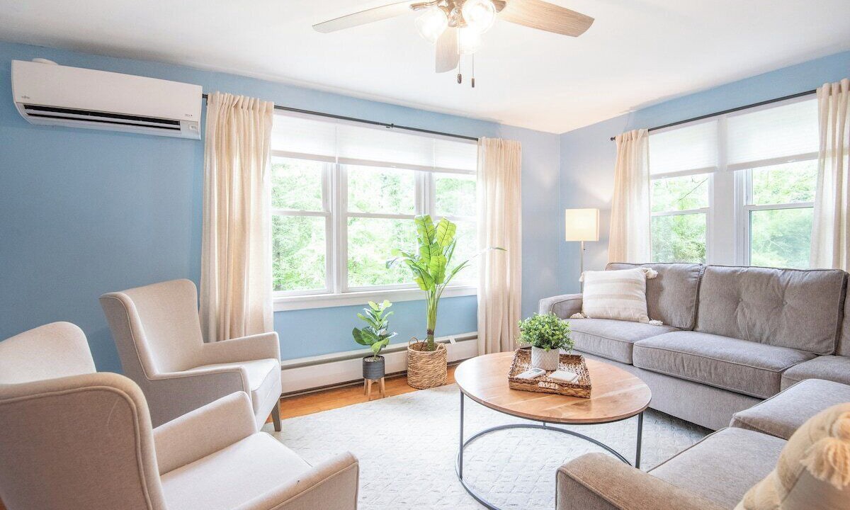 Photo of Livingroom in Mattawana