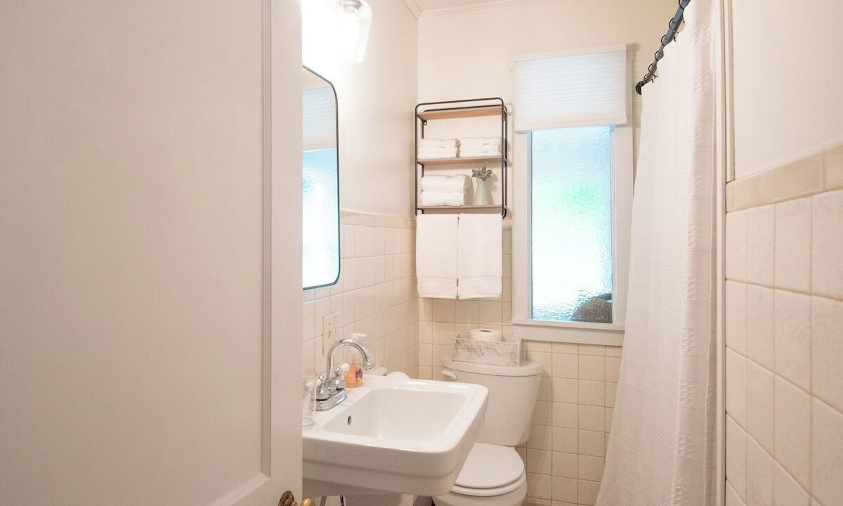 Photo of Bathroom in Mattawana