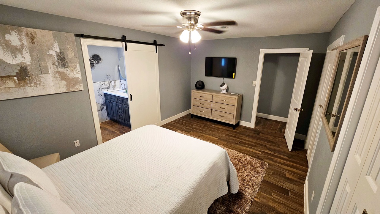Photo of Bedroom in Cypress
