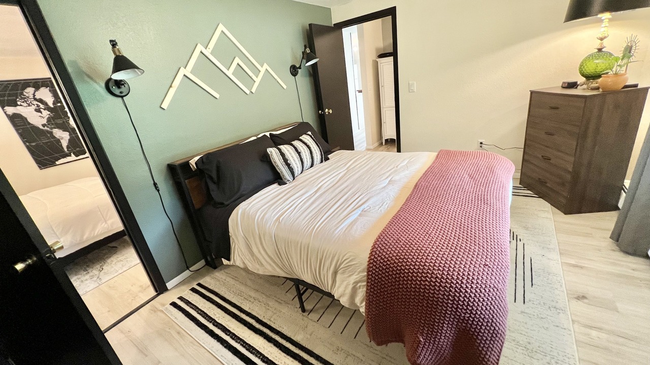 Photo of Bedroom in Valdez