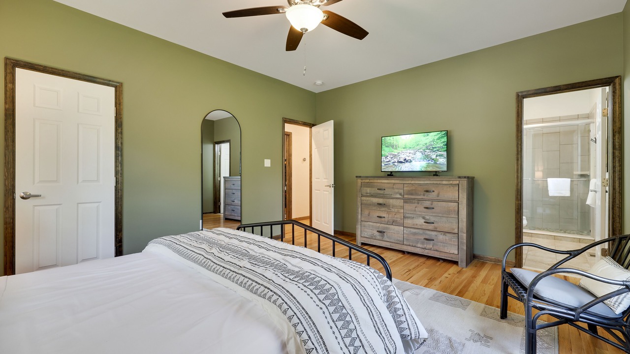 Photo of Bedroom in Pocono Lake