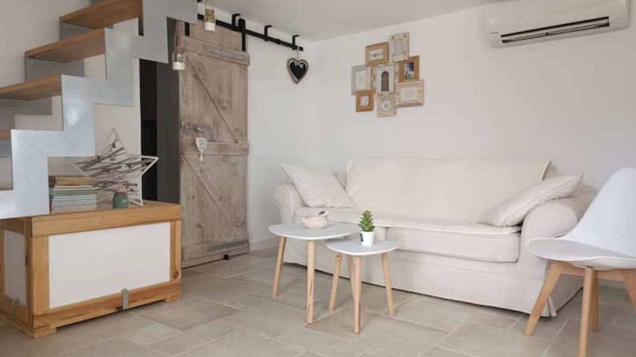 Photo of Livingroom in Prunelli-di-Casacconi
