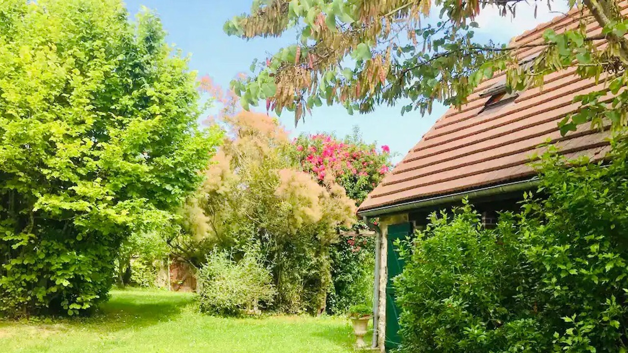 Photo of Outdoor in Saint-Hilaire-sous-Romilly