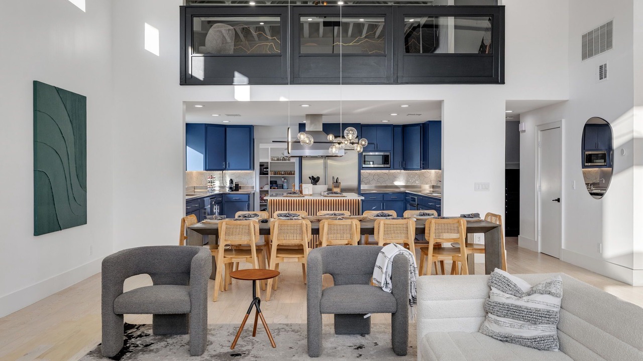 Photo of Livingroom in Old East Dallas