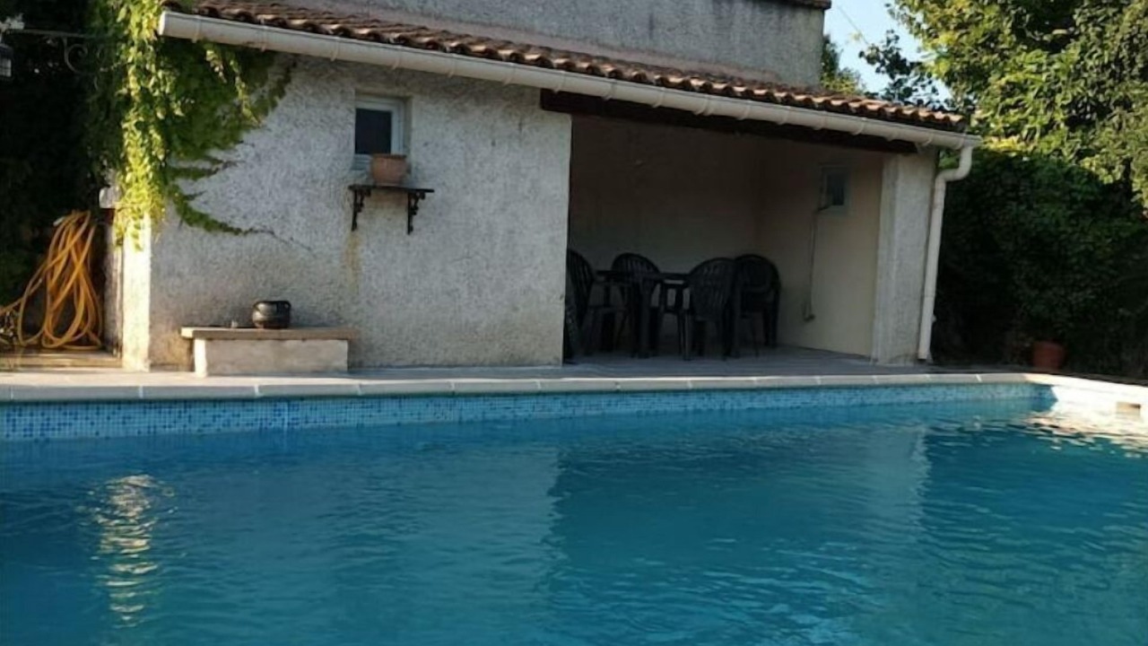 Photo of Outdoor in Camaret-sur-Aigues