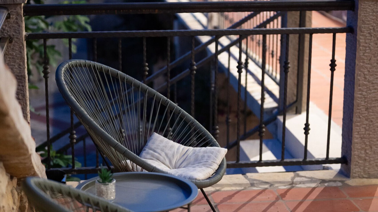 Photo of Patio Balcony in Islam Grcki