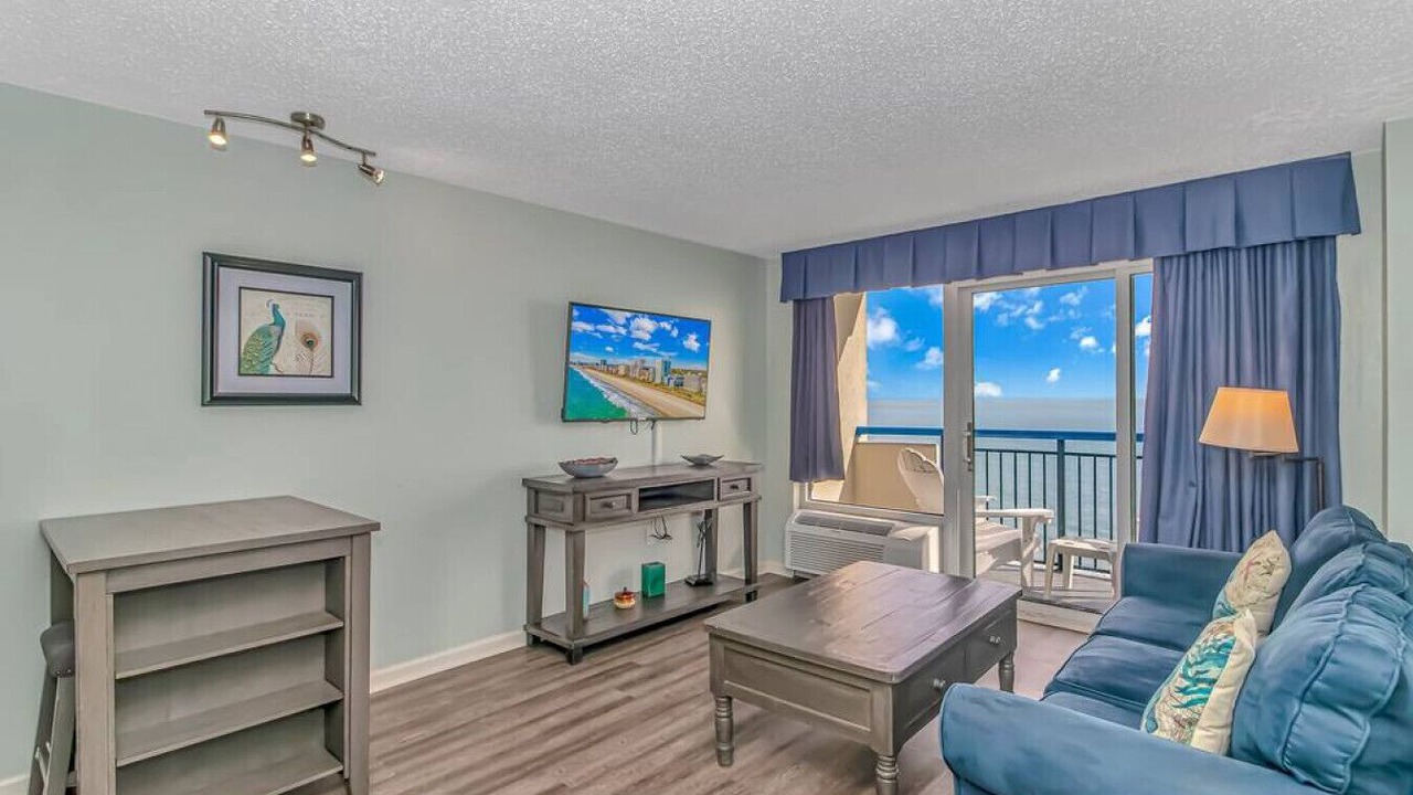 Photo of Livingroom in Myrtle Beach