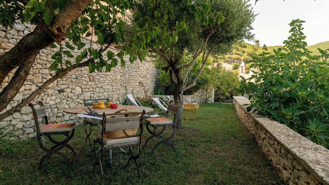 Photo of Outdoor in Banon