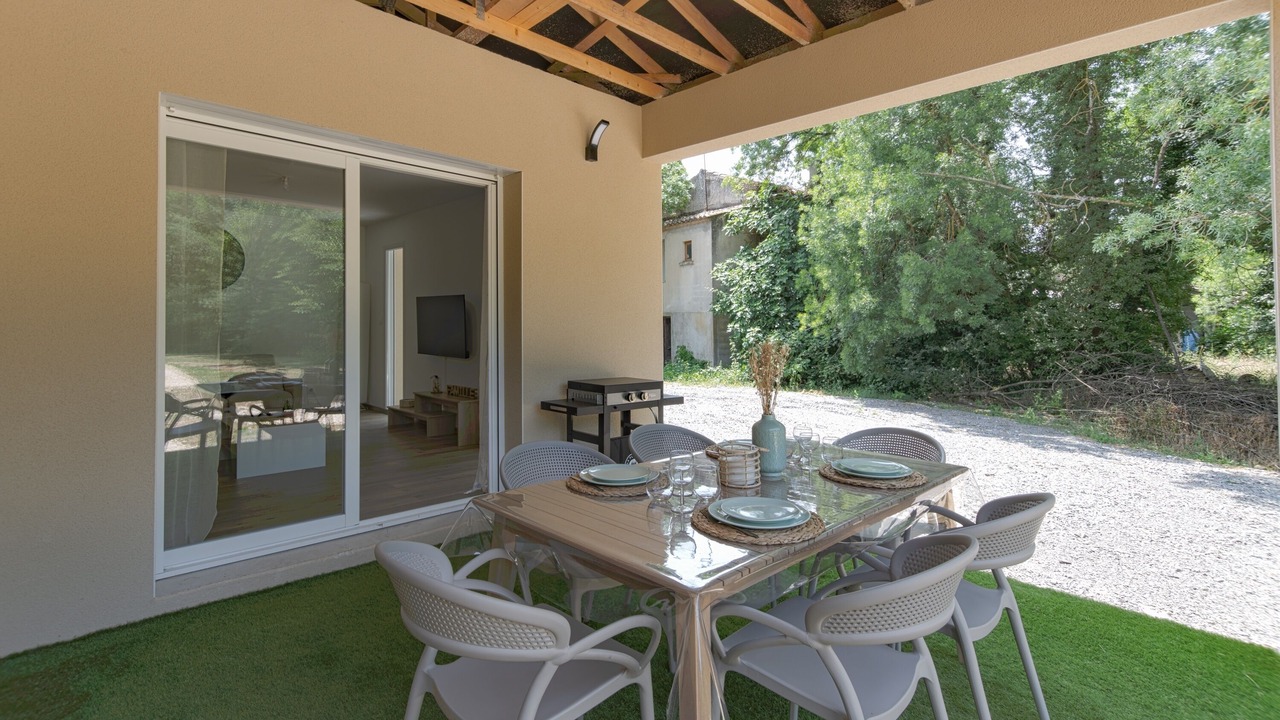 Photo of Outdoor in Berrias-et-Casteljau