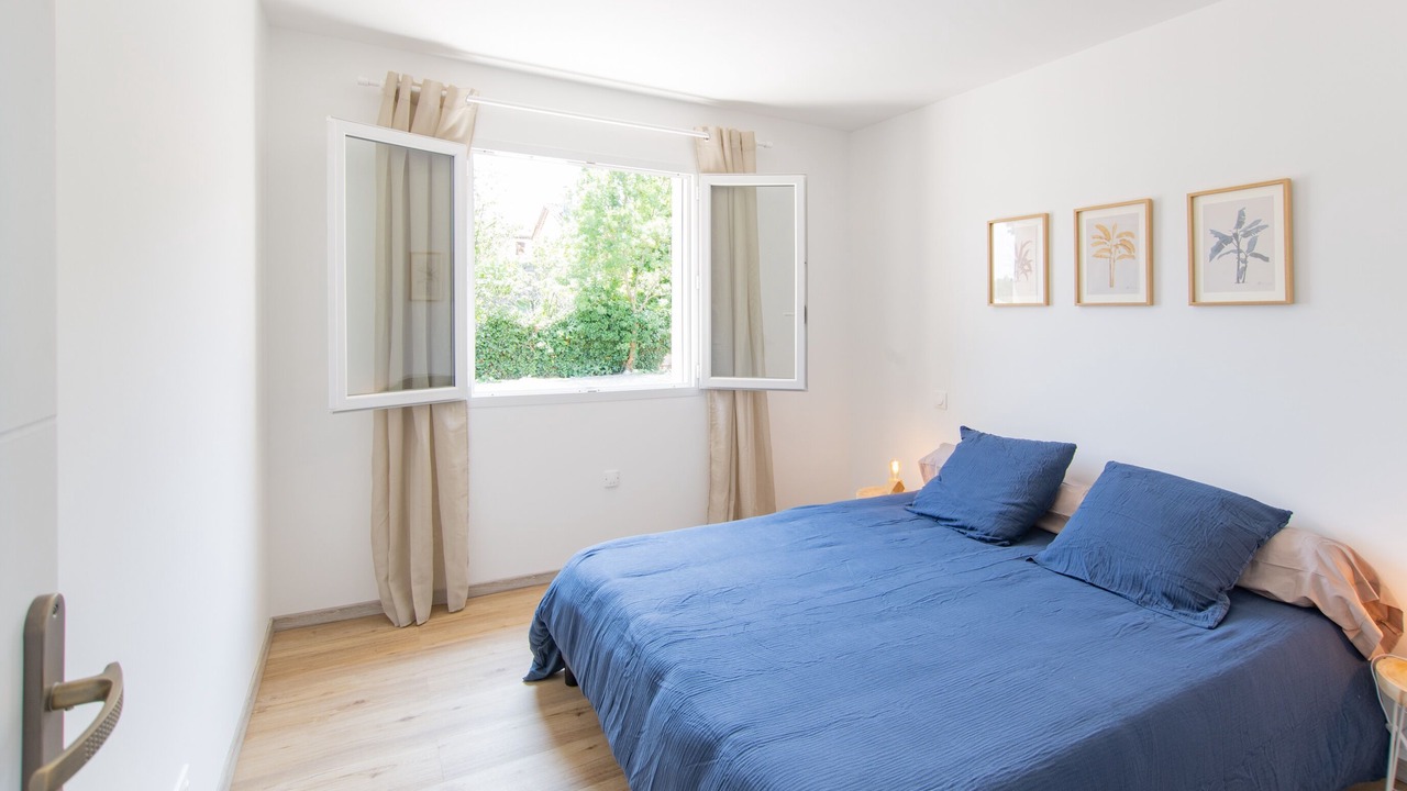 Photo of Bedroom in Berrias-et-Casteljau