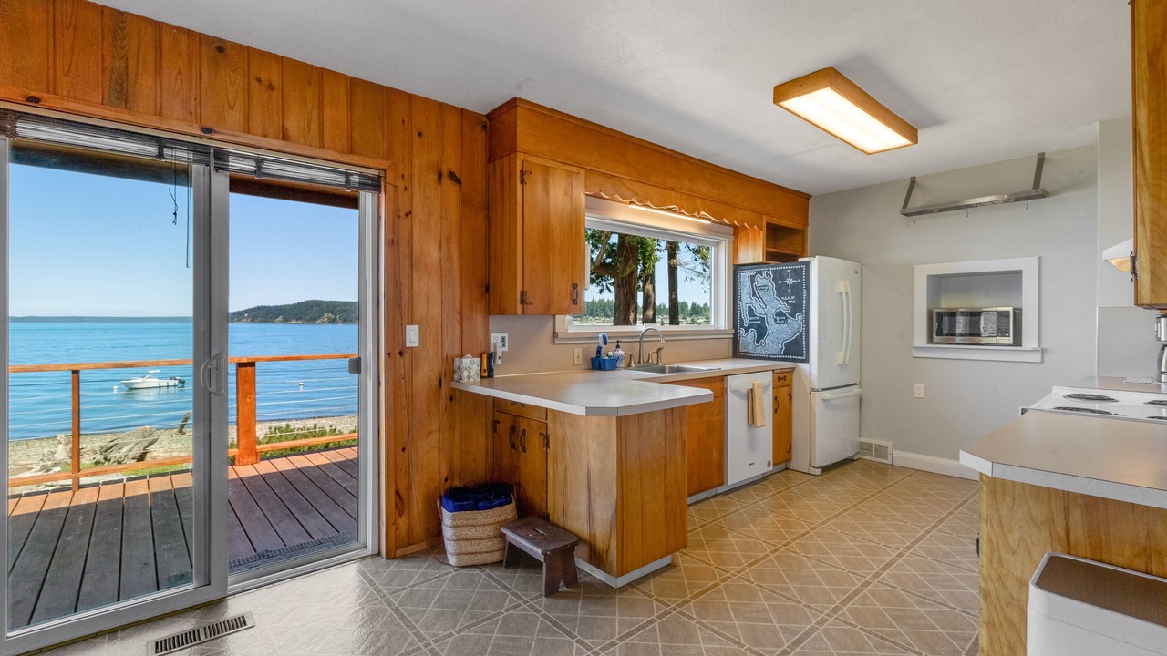 Photo of Kitchen in Tulalip