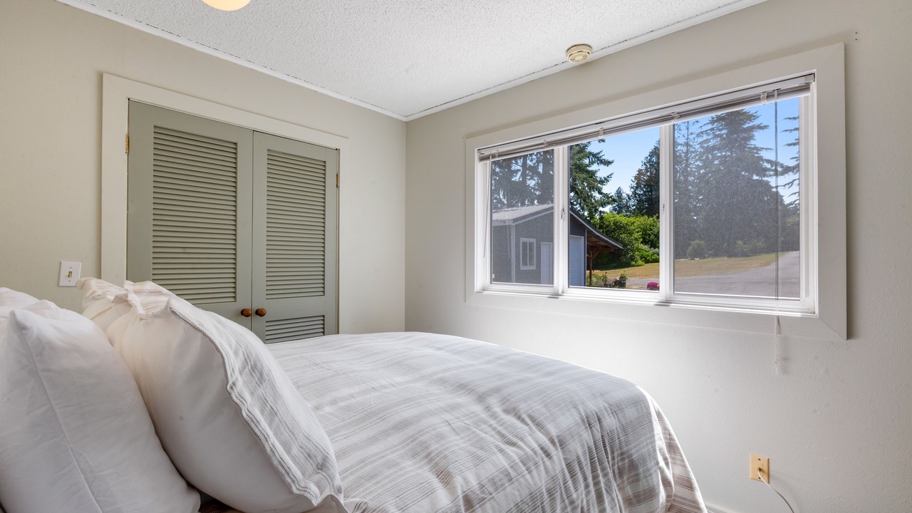 Photo of Bedroom in Tulalip