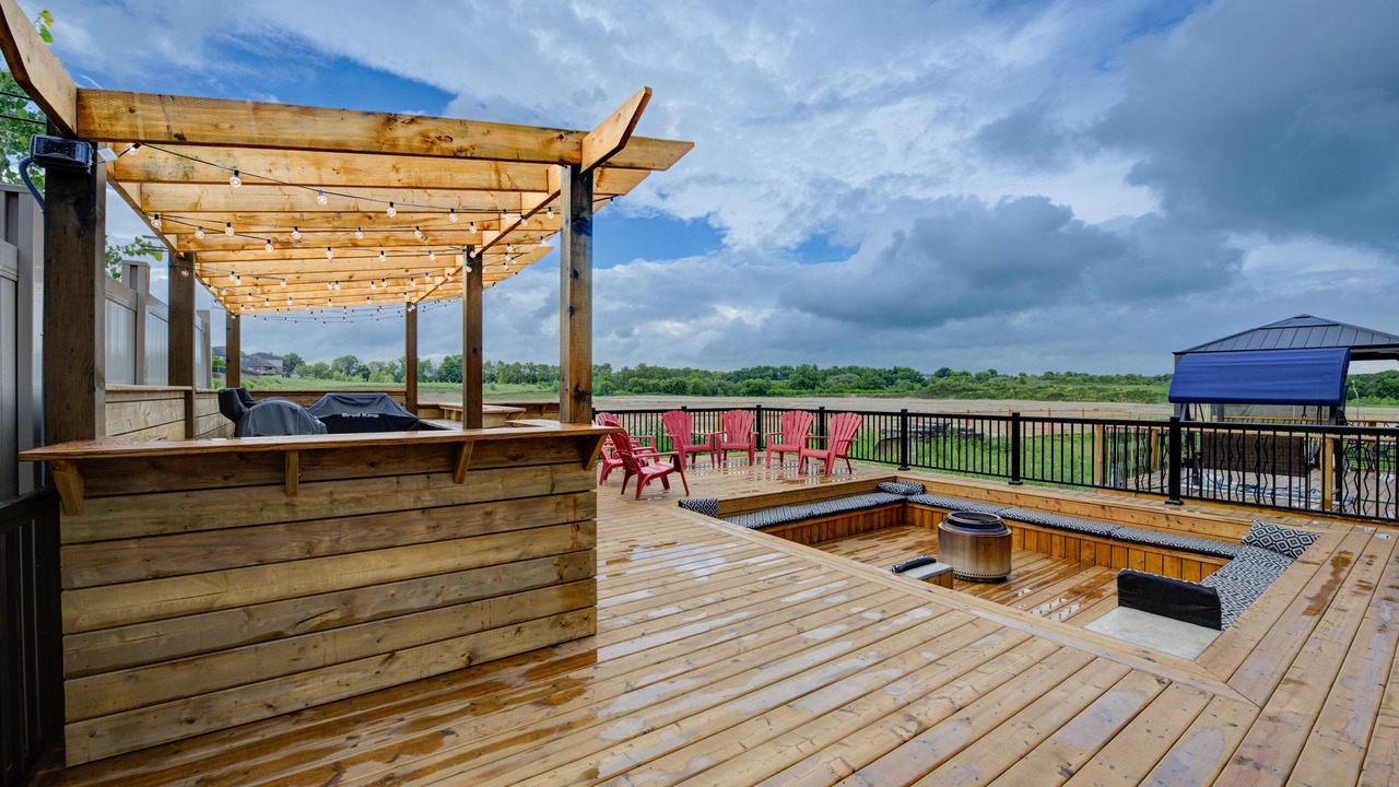 Photo of Patio Balcony in Grand River South