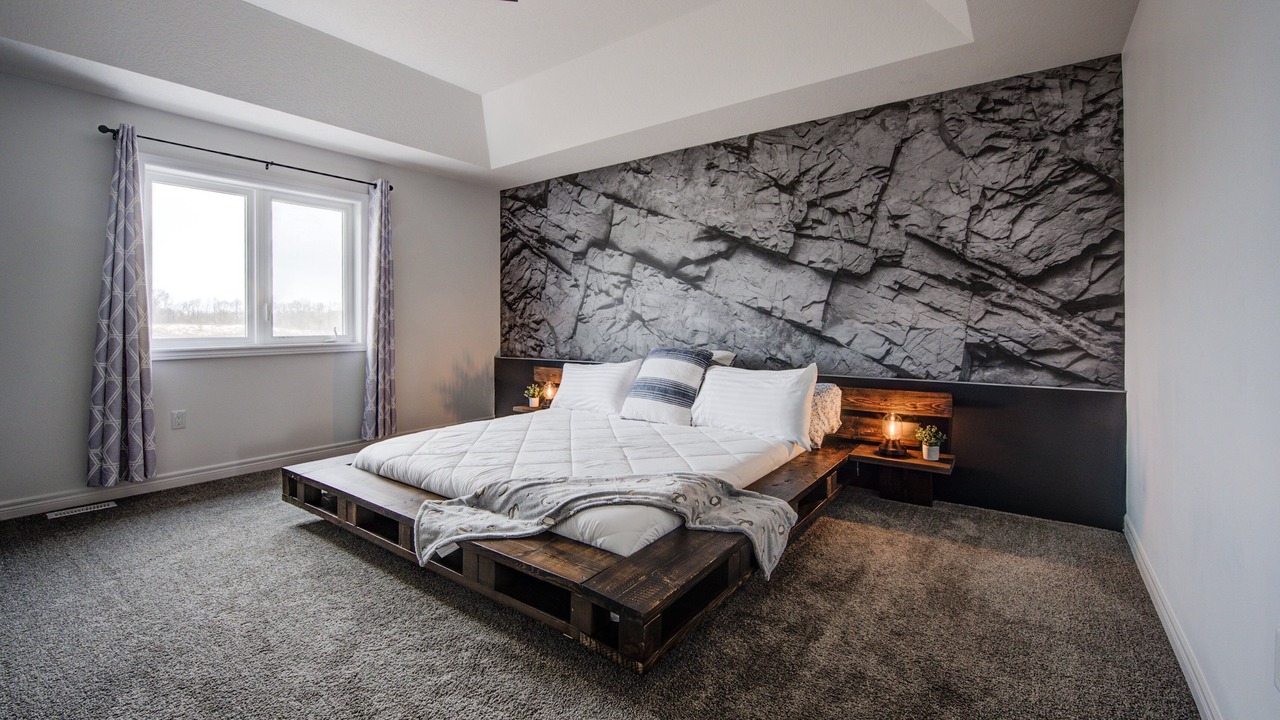 Photo of Bedroom in Grand River South